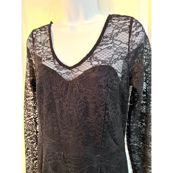 Bold Elements Black Lace V-Neck Lined‎ Size M New With Tags - Picture 3 of 6